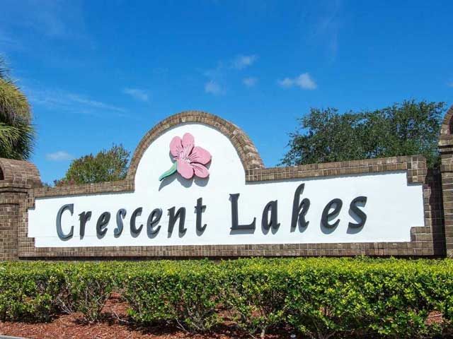 crescent lakes