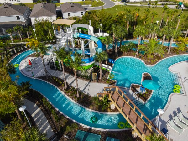 water slide/lazy river