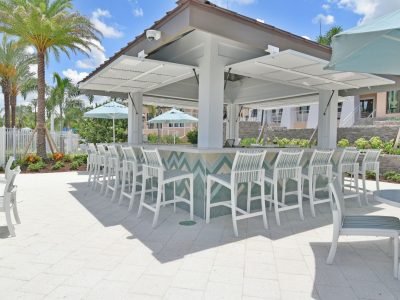 Solara Resort poolside bar