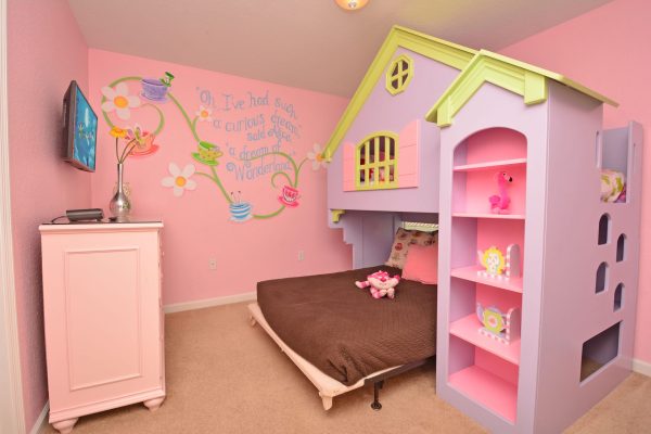 Themed kids bedroom with bunk bed