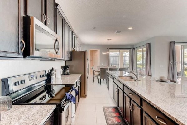 9012EMT kitchen