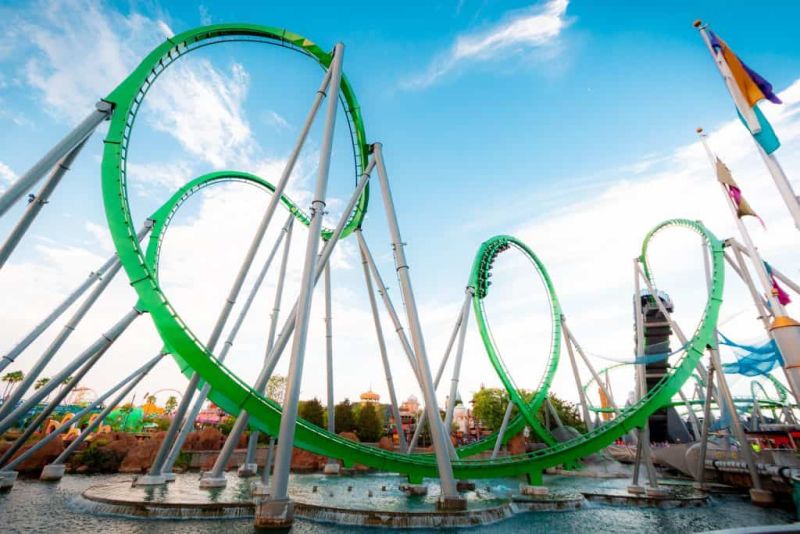 The hulk roller coaster in Universal Studios 