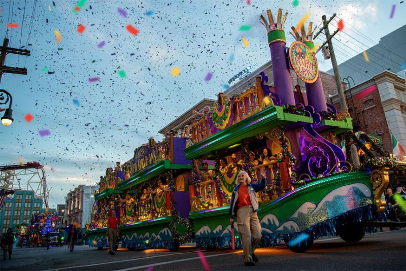 Universal Orlando's Mardi Gras celebration