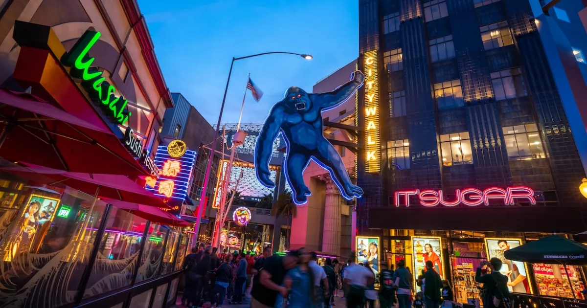 City walk