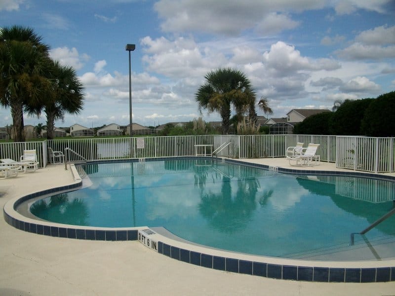 Hampton Lakes Community pool